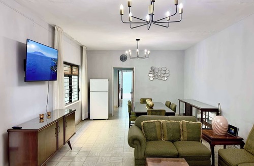 Guadalajara House | Villa by Centro Medico Occidente 3 br