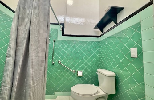 Guadalajara House | Villa by Centro Medico Occidente 3 br