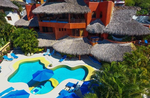 Zihuatanejo Hotel | Villa Carolina Boutique Hotel ADULTS ONLY