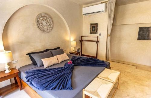 Mario Villanueva Madrid Villa | Villa Cayetana private villa Pool Walk to Lagoon
