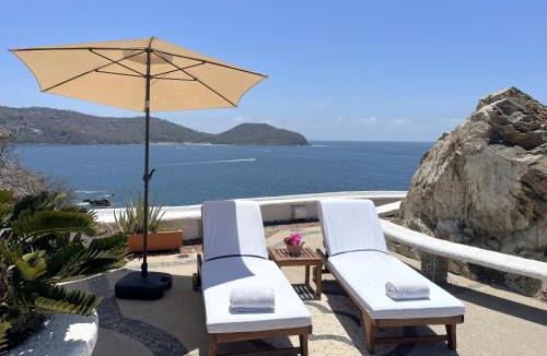 Zihuatanejo Bed & Breakfast | Villa de La Roca