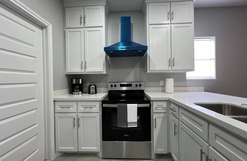 Brownsville Condo | Villa Escondida #3 -2BD- Straight Shot to SpaceX!