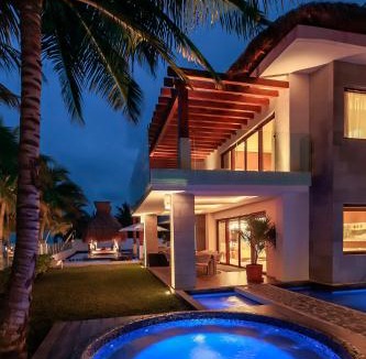 Puerto Morelos Villa | Villa Esmeralda by Karisma