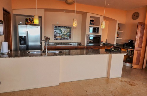 Zihuatanejo Condo | VILLA ESTRELLA del Mar-CASA ZIH 3: A Panoramic Vista overlooking Playa la Ropa