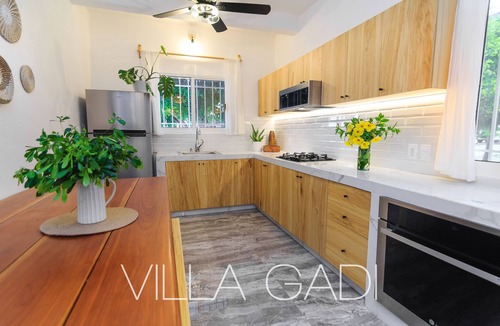 Colima House | VILLA GADI - Roof Garden - Pizza Oven - Tiny Pool