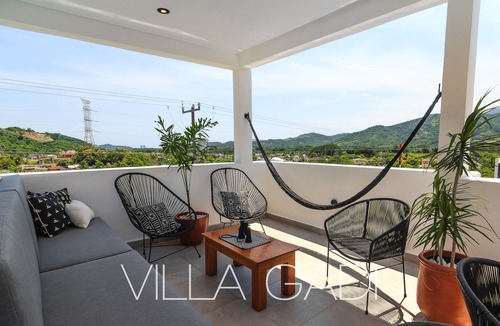 Colima House | VILLA GADI - Roof Garden - Pizza Oven - Tiny Pool