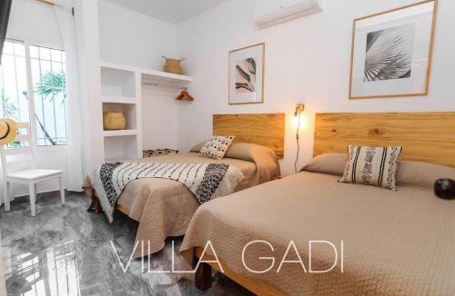 Colima Villa | VILLA GADI - Roof Garden - Pizza Oven - Tiny Pool