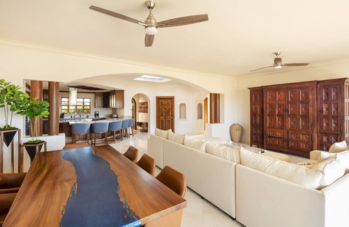 El Medano Ejidal Villa | Villa La Estancia 1806 - 3BR/4BA Penthouse