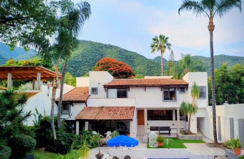 Ajijic Villa | Villa La Floresta Alojamiento Exclusivo 8 Personas Alberca