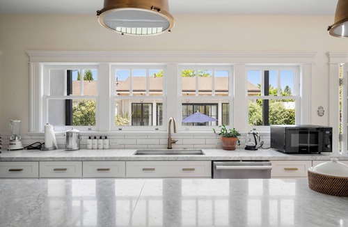 Mid City House | Villa Lafayette Luxury Estate in Los Angeles – Pool & Hot Spa