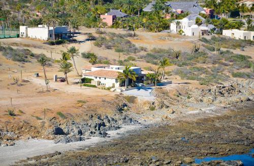 Ensenada Los Muertos Villa | Villa Langosta by Cabo Villas