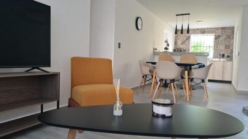Downtown Cancun Apartment | Villa Lol-Ha