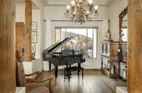 Phoenix House | Villa Lola: Tuscan Inspired Gem w/Pool & Hot Tub!