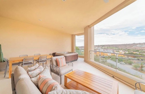 La Paz Villa | Villa Los Bitos Ocean Views, Golf Cart, Housekeeping & Beach Club