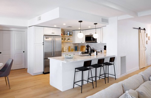 Raskin Estates House | Villa Mykonos~Remodeled Scottsdale Getaway