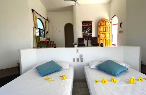 Costalegre Bed & Breakfast | Villa Siempre Domingo