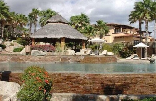 Los Cangrejos II y III Villa | Villa Tequila Gold at Punta Ballena