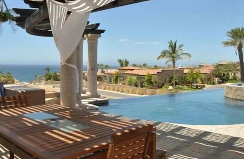 Los Cangrejos II y III Villa | Villa Tequila Gold at Punta Ballena