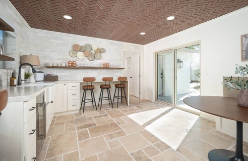Camelback East House | Villa Toscana Scottsdale - Resort Pool Pickleball Escalade
