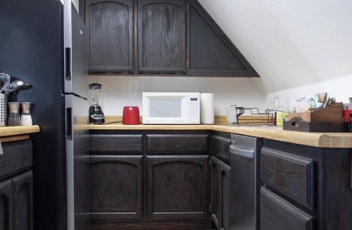 Big Bear Lake Apartment | Village Chateau Deux/A/C, King Bed & Walk to All