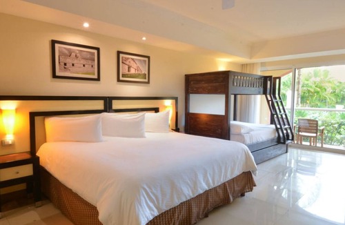Playacar Fase II Resort | VIP Royal Elite All-Inclusive, Sandos Resorts