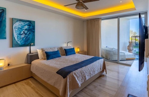 La Paz Apartment | Vista Coral 106 - Ground Floor Unit - Marina View