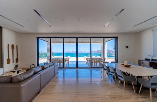 La Paz Apartment | Vista Coral 106 - Ground Floor Unit - Marina View