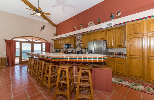 Brisas del Golfo House | Vistas de Las Olas Main House – Beachview