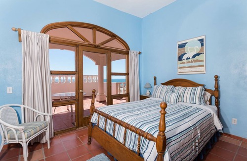 Brisas del Golfo House | Vistas de Las Olas Main House – Beachview