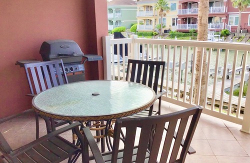 Port Isabel House | Vitamin Sea- 40 HT