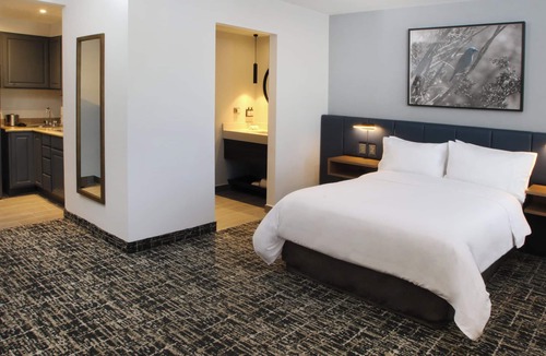 Saltillo Hotel | voco Saltillo Suites by IHG