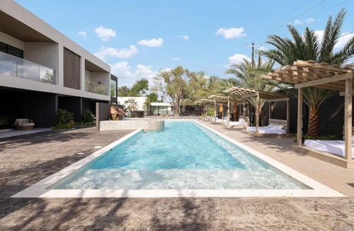 McAllen House | Wabi-Sabi Family Home