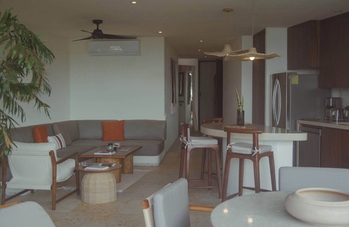 Playa Las Gatas Apartment | WALK to Beach - Luxury 2 bed 2 bath at Armadillo