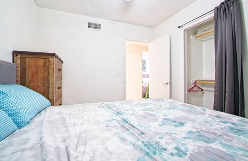 Mesa Grande Condo | Walk to CUBS Stadium, family-friendly Condo