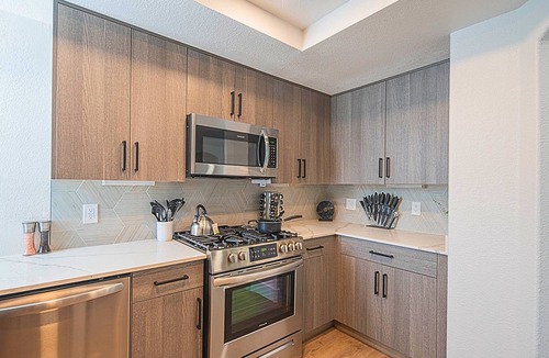 Kierland Condo | Walk to Kierland 1BR | Urban Promenade King Suite