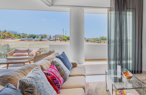 El Tezal Condo | Walk to Medano Beach! Stylish, Spacious & Private, access to 2 Pools!