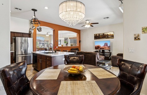 Glendale House | Walk to State Farm Stadium & Westgate Family Home