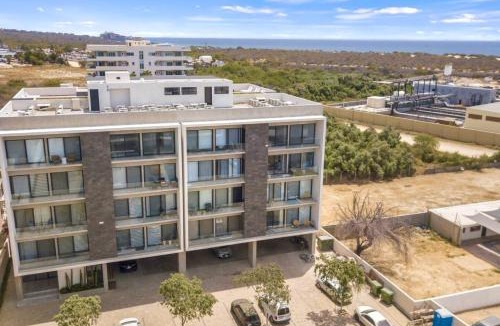 El Tezal Apartment | Walk to the beach, great location