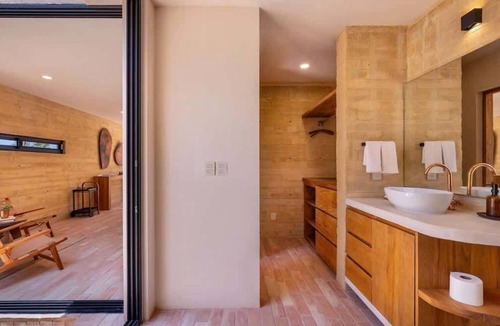 Todos Santos Hotel | WAMA Boutique Hotel - Retiro Rothko