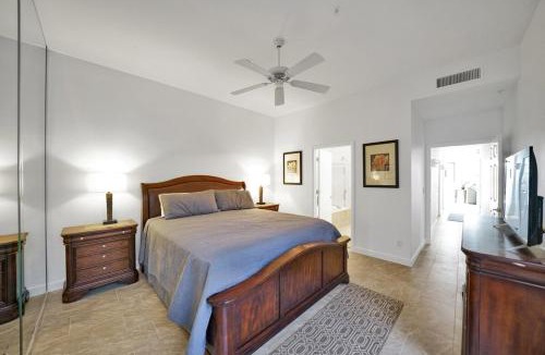 McCormick Ranch House | Waterfront 1st Flr, Gated, 2 BD Office, Trail