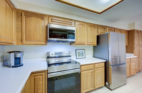 McCormick Ranch House | Waterfront Gated Villa | Lakefront in Gated Scottsdale Community + Pool