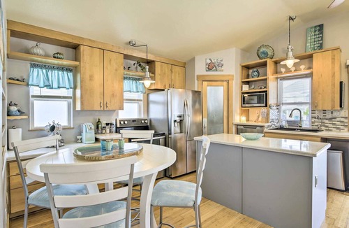 Port Isabel House | Waterfront Port Isabel Getaway: Bring Your Pet!