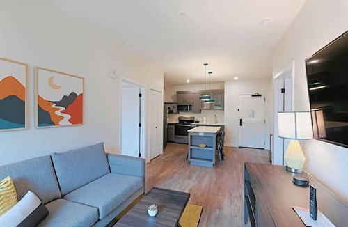 Secret Cove Hotel | WaterWalk Extended Stay by Wyndham Jacksonville Deerwood Pk