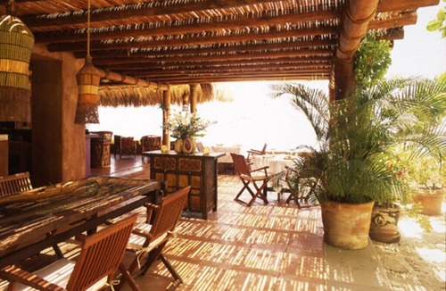 Playa Las Gatas Villa | Welcome to Amuleto, live a new experience by renting the entire Villa in Zihua