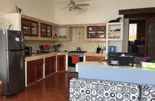 Almacen House | Welcome to Zihuatanejo Paradise, steps to Centro and with an aMAZING view!