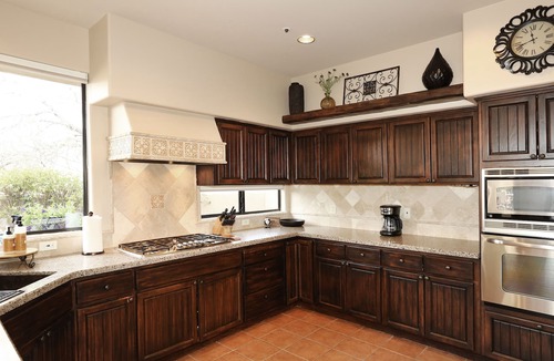 Fifth Green House | WELL APPOINTED HOME, PRIVATE YARD, POOL, GOLF CART, MAIN FLOOR BEDROOMS