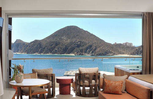 El Medano Ejidal Apartment | Well-Furnished Guest Rooms! Ocean View, Swimming Pool, Pet-friendly, Beachfront!