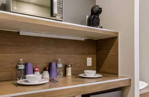Downtown Queretaro Apartment | Wenceslao By Homirent