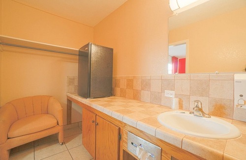 Weslaco Apartment | Weslaco TX |King Bed