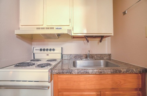 Weslaco Apartment | Weslaco TX |King Bed